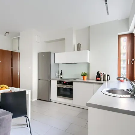 Apartament Night Rondo Daszyńskiego *