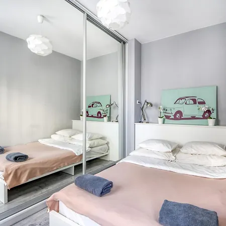 Apartament Night Rondo Daszyńskiego *