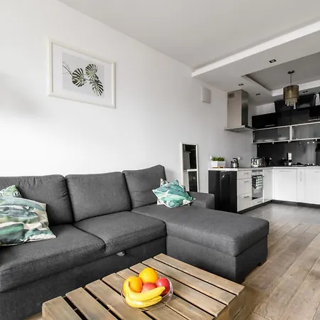 Night Rondo Daszyńskiego