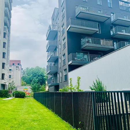 Apartament Night Rondo Daszyńskiego *